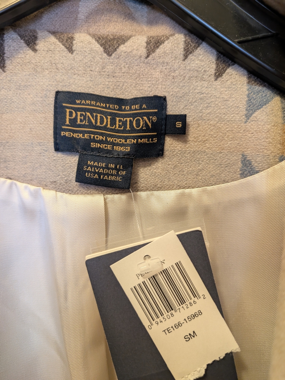 Pendleton Sand Navajo Pattern Short Coat - Picture 6 of 8
